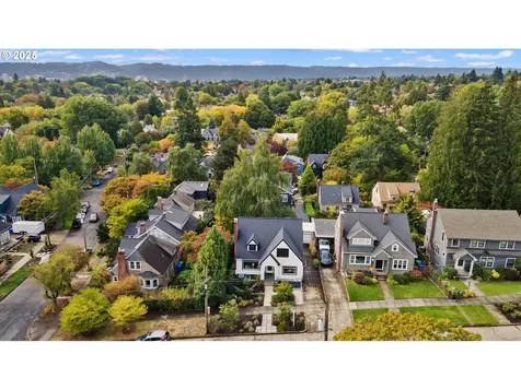 3919 NE 21st Avenue Portland OR 97212
