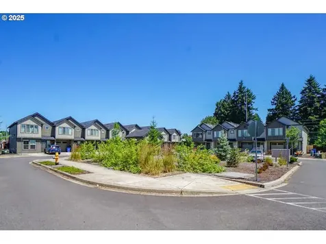 5809 NE 71st Avenue Vancouver WA 98661