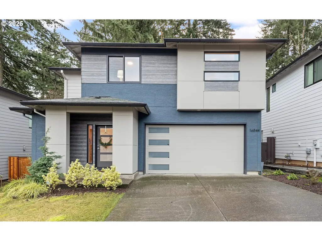 16844 SE Huckleberry Street Happy Valley OR 97086