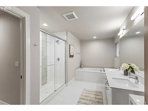 16844 SE Huckleberry Street Happy Valley OR 97086