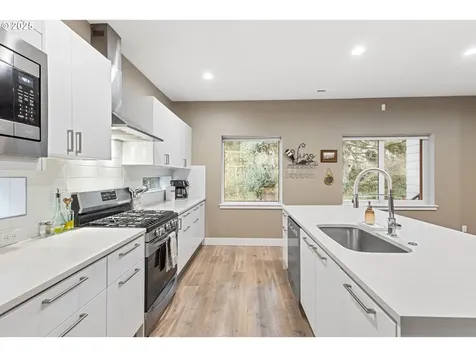 16844 SE Huckleberry Street Happy Valley OR 97086