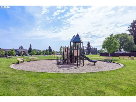 11907 NE 108th Street Vancouver WA 98662