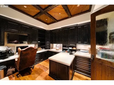 8055 SW Powell Butte Highway Powell Butte OR 97753