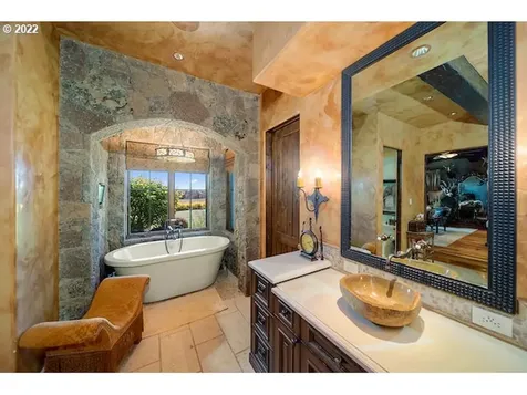 8055 SW Powell Butte Highway Powell Butte OR 97753