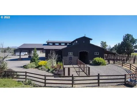 8055 SW Powell Butte Highway Powell Butte OR 97753