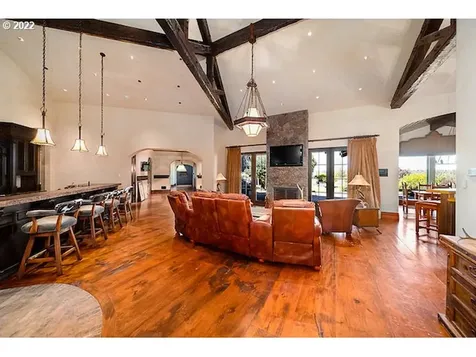 8055 SW Powell Butte Highway Powell Butte OR 97753