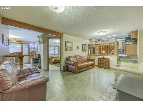 197 Manderville Lane Roseburg OR 97471