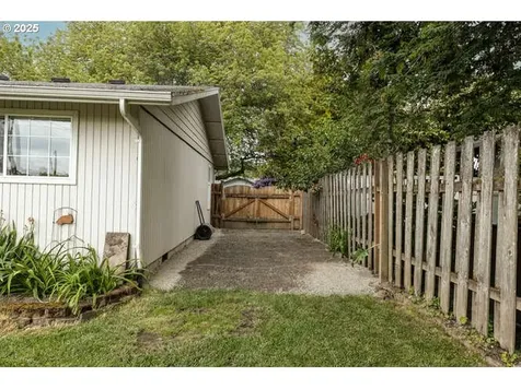2040 Spruce Avenue Woodland WA 98674