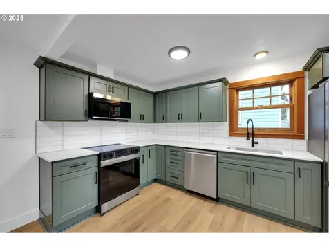 2121 Jefferson Street Eugene OR 97405