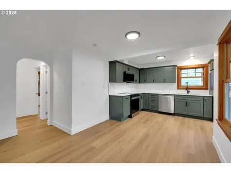 2121 Jefferson Street Eugene OR 97405