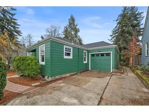 2121 Jefferson Street Eugene OR 97405