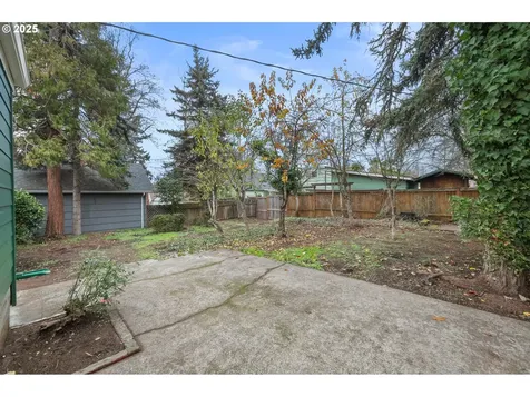 2121 Jefferson Street Eugene OR 97405