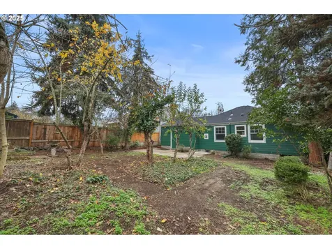 2121 Jefferson Street Eugene OR 97405