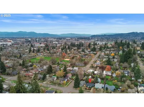 2121 Jefferson Street Eugene OR 97405