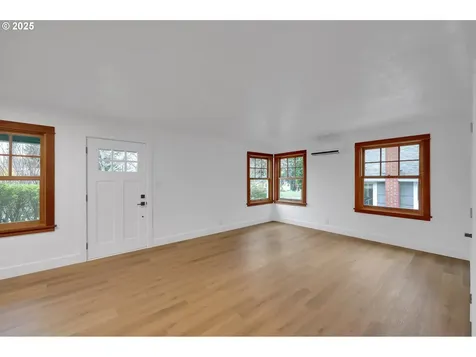 2121 Jefferson Street Eugene OR 97405