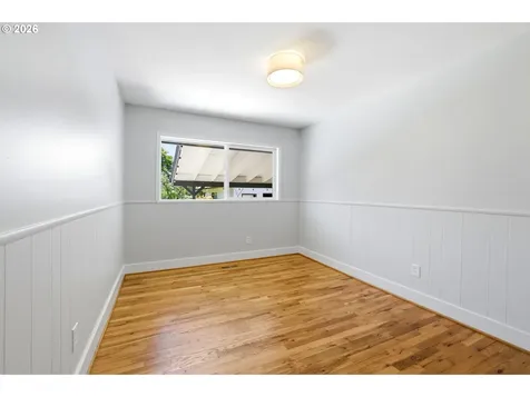 13734 SE Lincoln Street Portland OR 97233