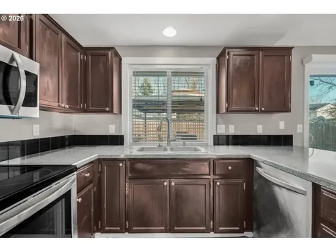 14208 NE 53rd Street Vancouver WA 98682