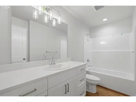 1635 SE Hankel Street Dallas OR 97338