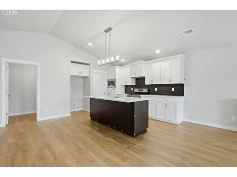 1635 SE Hankel Street Dallas OR 97338