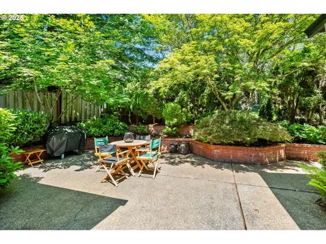 11315 NW Reeves Street Portland OR 97229