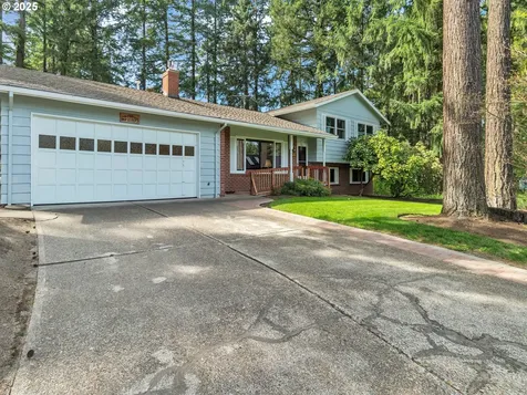 13205 SW Heather Court Beaverton OR 97008