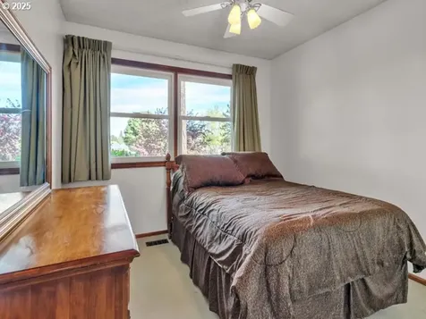 13205 SW Heather Court Beaverton OR 97008