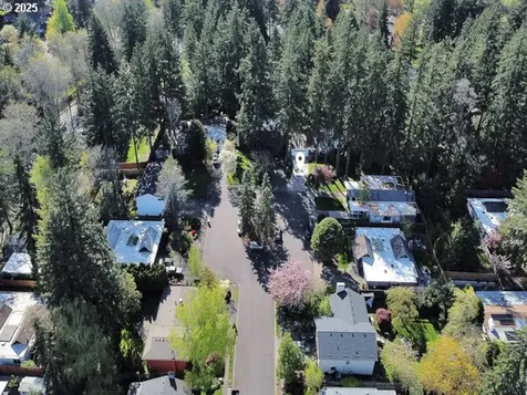 13205 SW Heather Court Beaverton OR 97008
