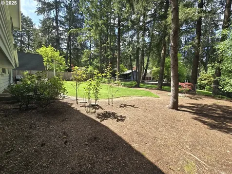 13205 SW Heather Court Beaverton OR 97008