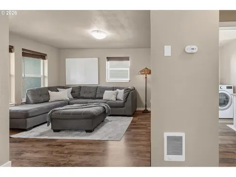 3198 Duke Snider Avenue Eugene OR 97402