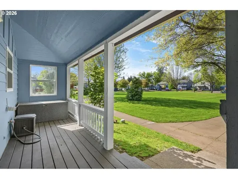 3198 Duke Snider Avenue Eugene OR 97402