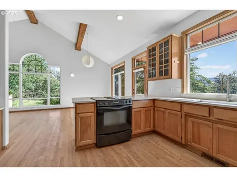 7130 Highway 66 Ashland OR 97520