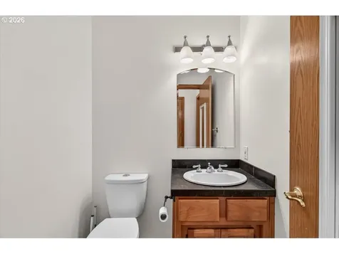7130 Highway 66 Ashland OR 97520