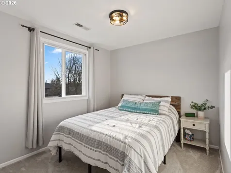 5468 J Street Washougal WA 98671