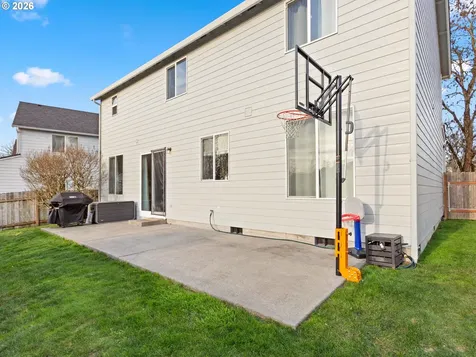 5468 J Street Washougal WA 98671