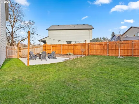 5468 J Street Washougal WA 98671