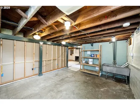 7814 N Emerald Avenue Portland OR 97217