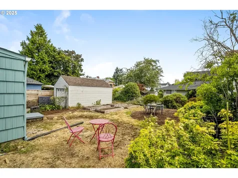 7814 N Emerald Avenue Portland OR 97217