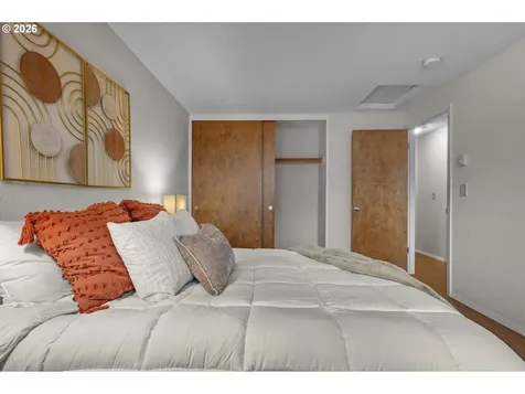 3541 SE Yamhill Street Portland OR 97214
