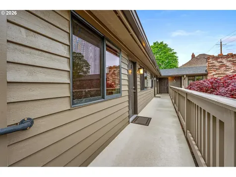 3541 SE Yamhill Street Portland OR 97214