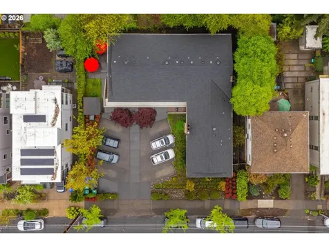 3541 SE Yamhill Street Portland OR 97214