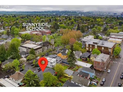 3541 SE Yamhill Street Portland OR 97214
