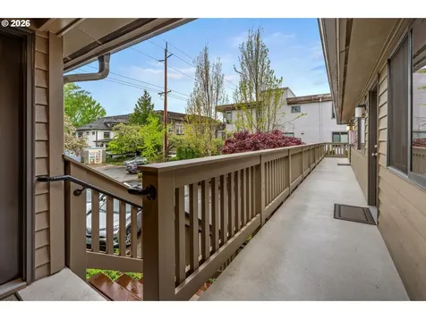 3541 SE Yamhill Street Portland OR 97214