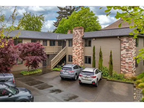 3541 SE Yamhill Street Portland OR 97214