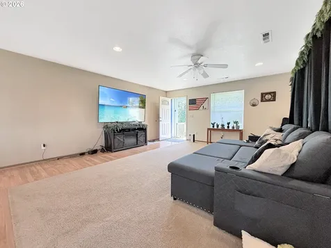 98557 Woodriff Lane Brookings OR 97415