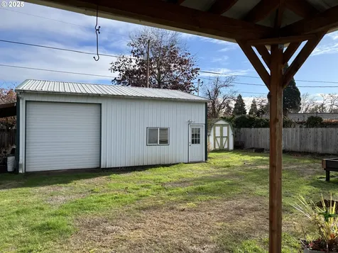4546 46th Avenue NE Salem OR 97305