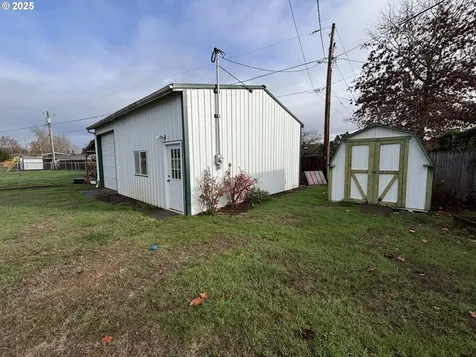 4546 46th Avenue NE Salem OR 97305