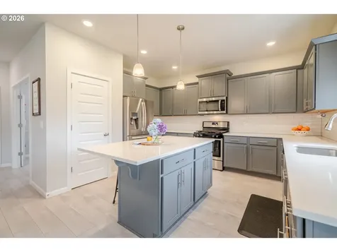 2998 NE Mosey Avenue Albany OR 97321