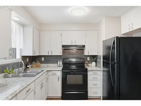 12215 NE 3rd Street Vancouver WA 98684