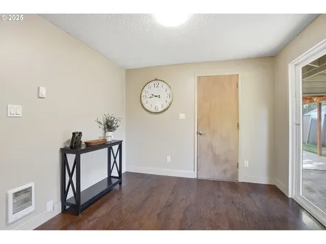 12215 NE 3rd Street Vancouver WA 98684