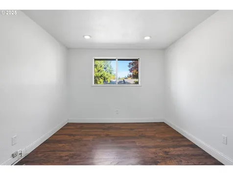 12215 NE 3rd Street Vancouver WA 98684